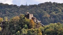 Atractie Turistica - Cetatea Poenari - Capatanenii Ungureni - Centru Turistic