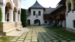 Manastirea Polovragi