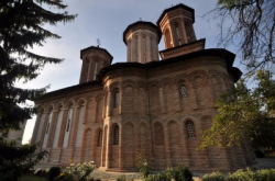 Atractie Turistica - manastirea vlad tepes - Snagov - Centru Turistic
