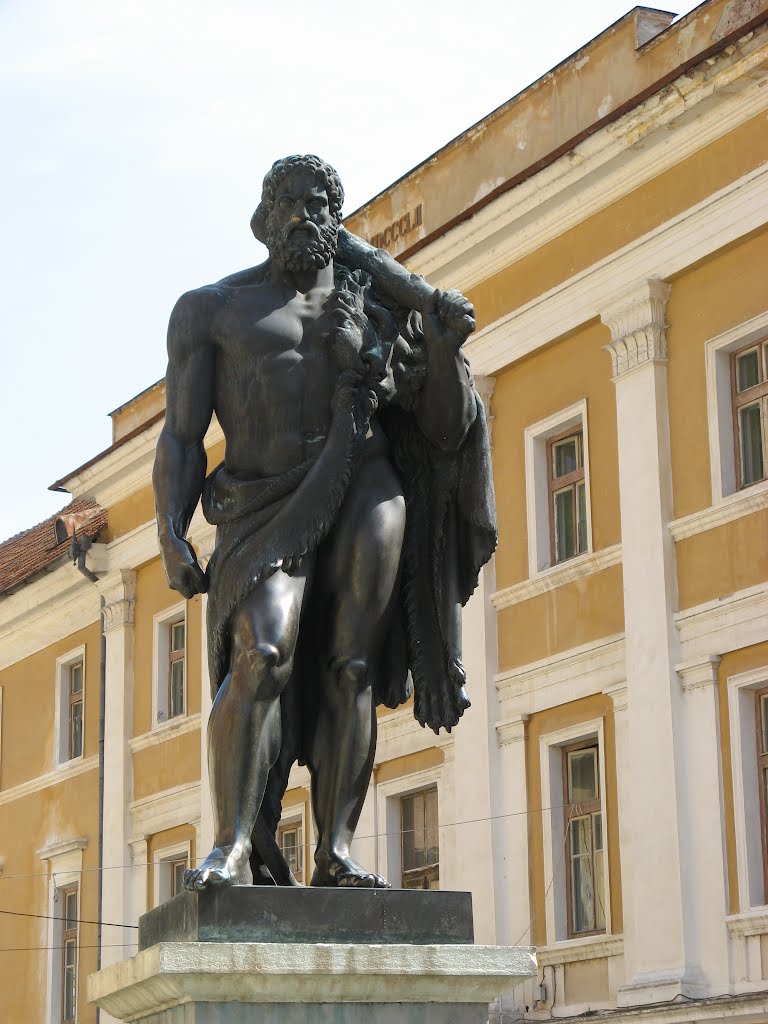 Dizziness tomorrow provoke Statuia lui Hercules din Baile Herculane